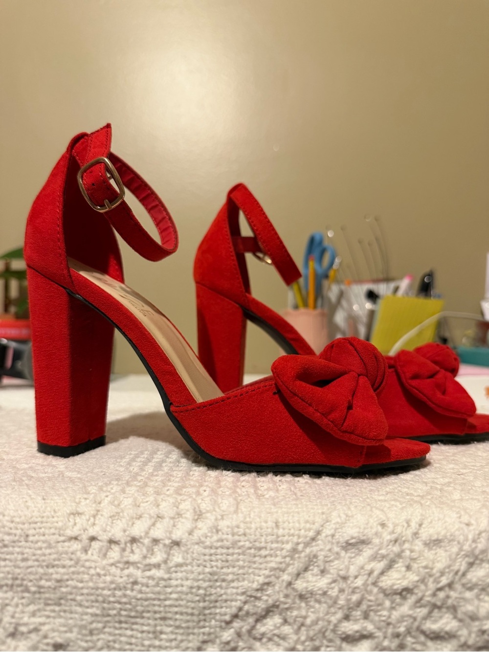 Red heels with a bow